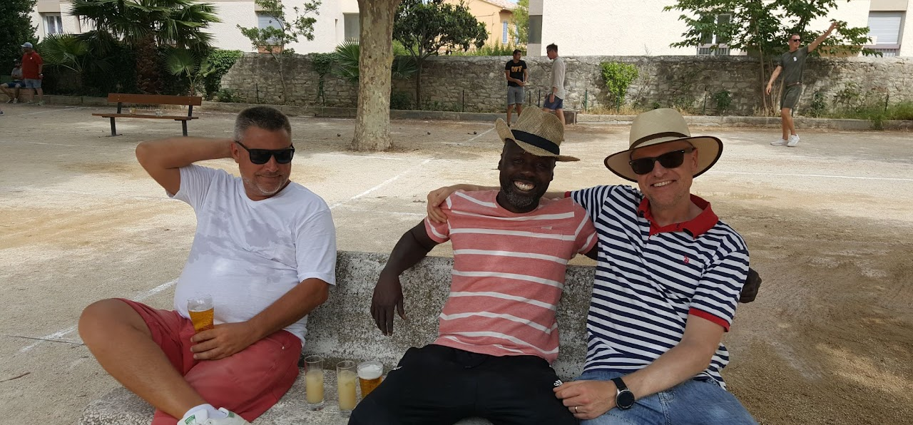 Patrik Wiik with friends